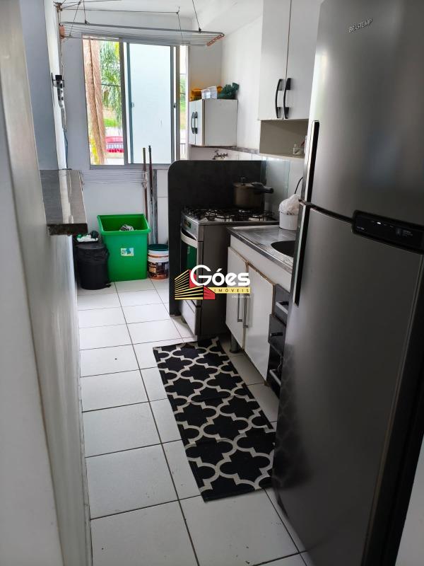 Apartamento à venda em Parque São Vicente: 