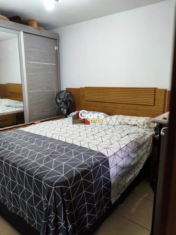 Apartamento à venda em Parque São Vicente: 