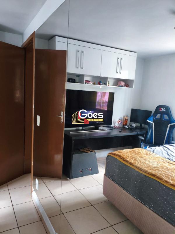 Apartamento à venda em Parque São Vicente: 