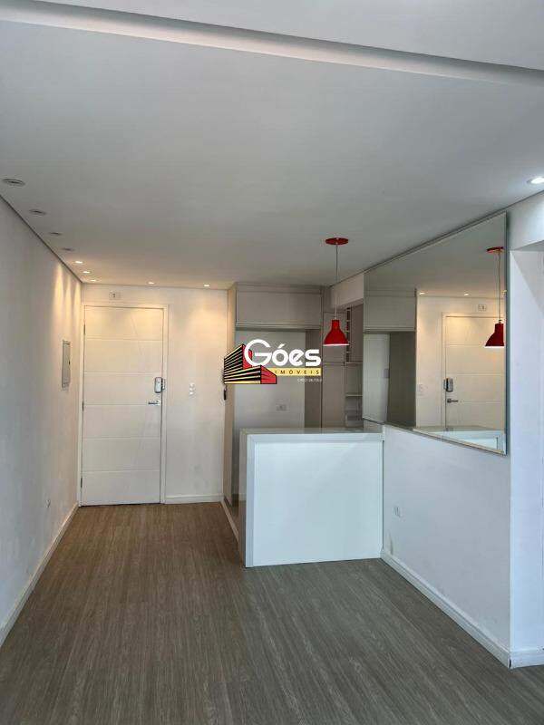 Apartamento para aluguel em Parque São Vicente: 