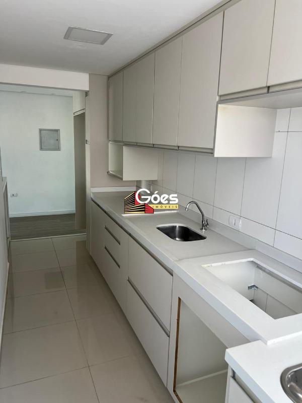 Apartamento para aluguel em Parque São Vicente: 