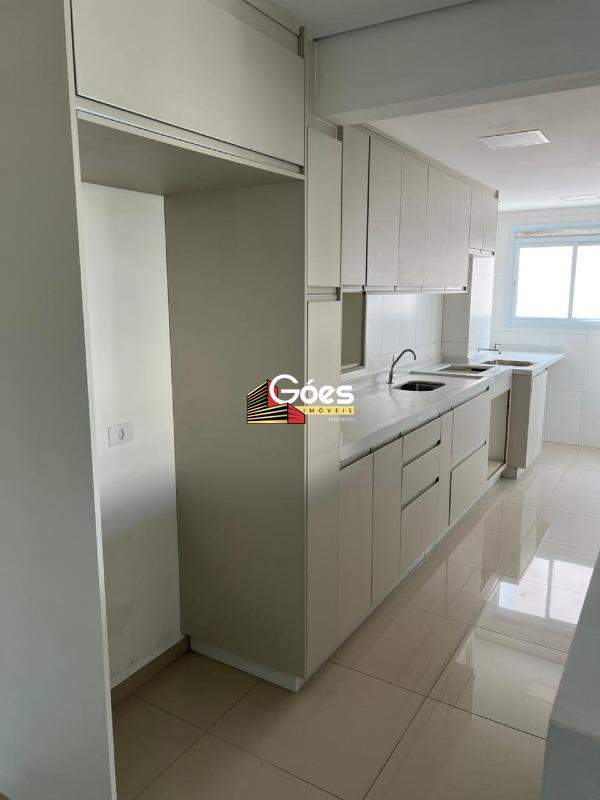 Apartamento para aluguel em Parque São Vicente: 