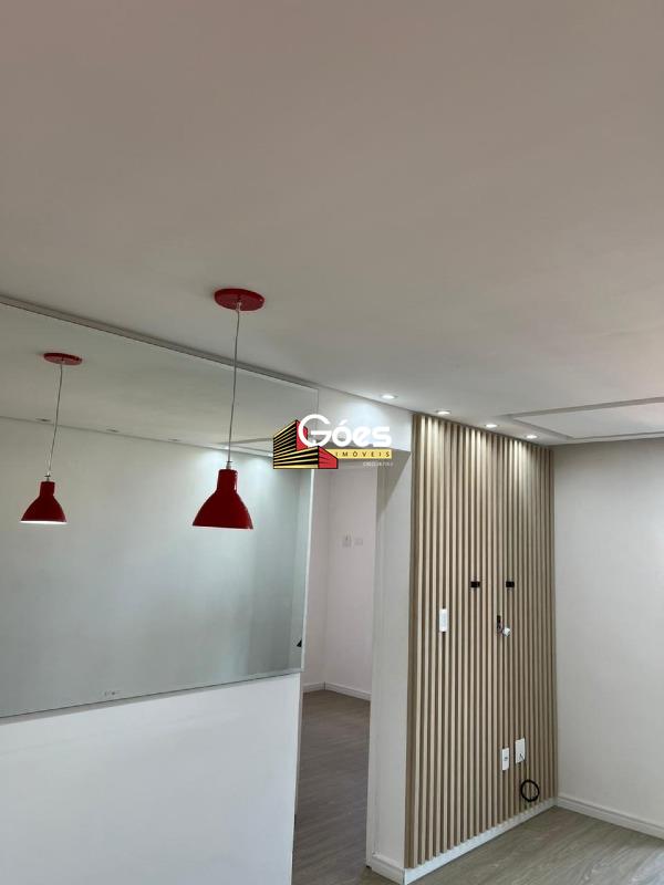 Apartamento à venda em Parque São Vicente: 