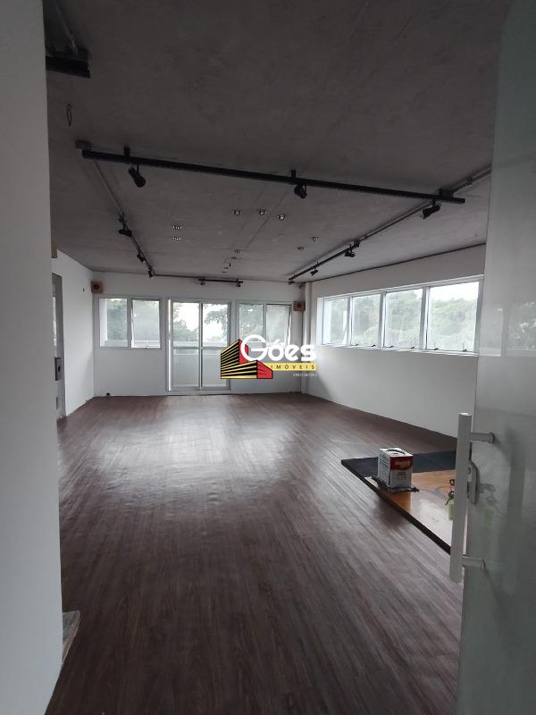 Salas/Conjuntos para aluguel em Saúde: 