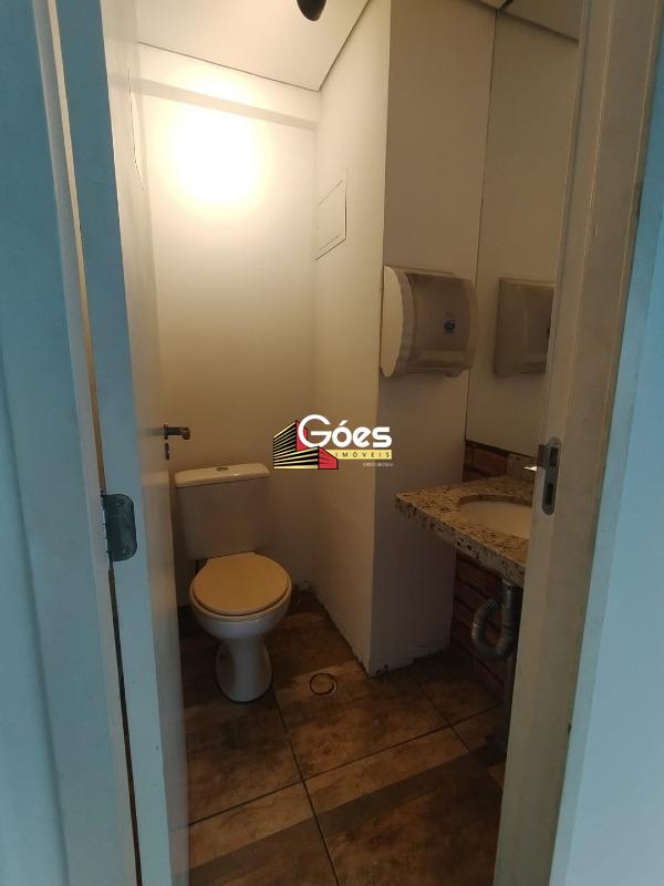 Salas/Conjuntos para aluguel em Saúde: 