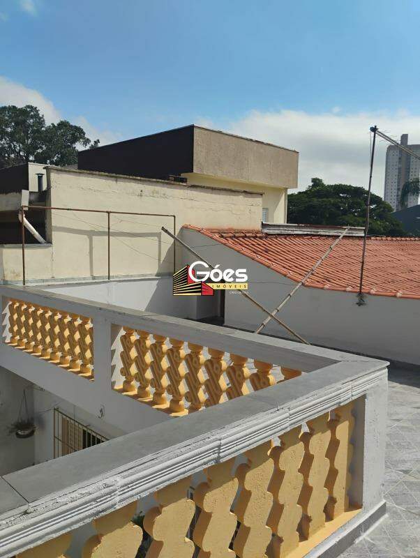 Casa à venda em Vila Emílio: 