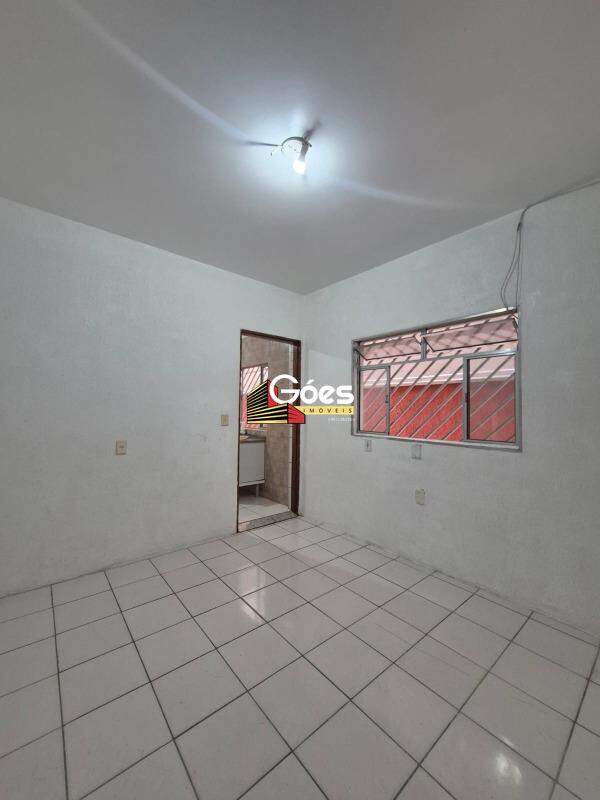 Casa para aluguel em Jardim Itapeva: 