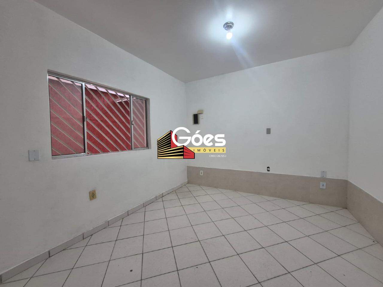 Casa para aluguel em Jardim Itapeva: 
