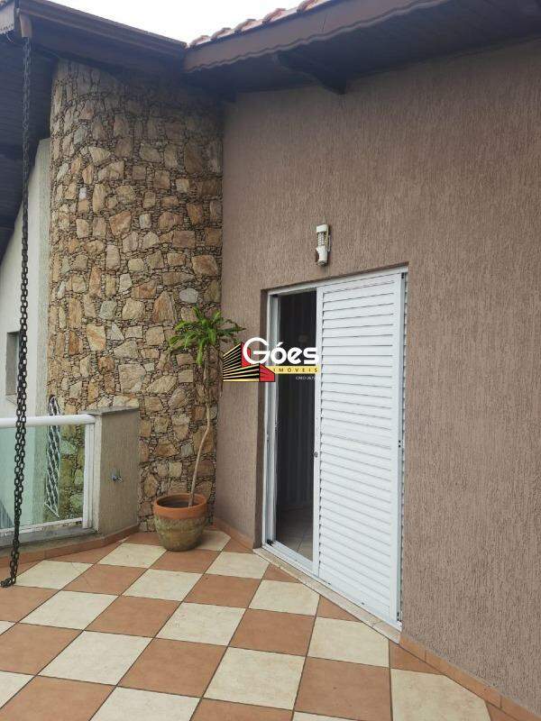 Casa, 3 quartos, 159 m² - Foto 1