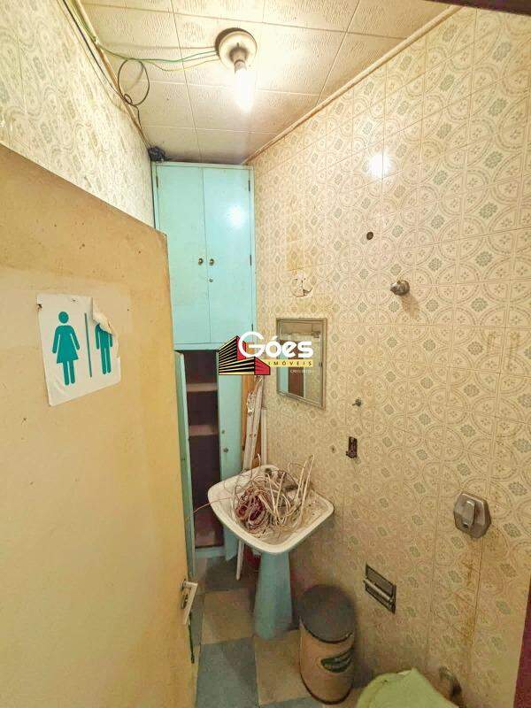 Salão para aluguel em Centro: 