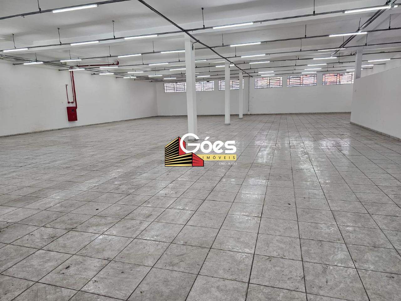 Prédio para aluguel em Jardim Quarto Centenário: 