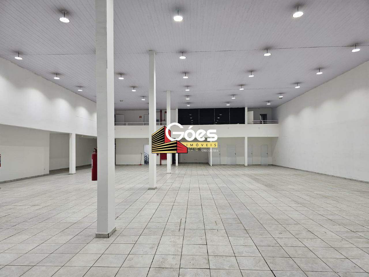 Prédio para aluguel em Jardim Quarto Centenário: 
