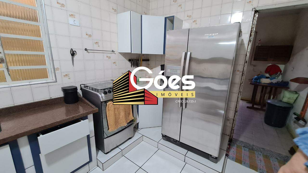 Sobrado à venda em Vila Assis Brasil: 