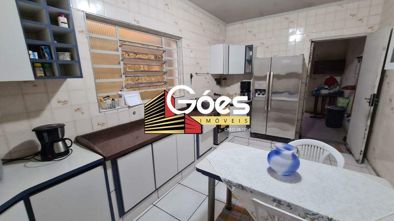 Sobrado à venda em Vila Assis Brasil: 