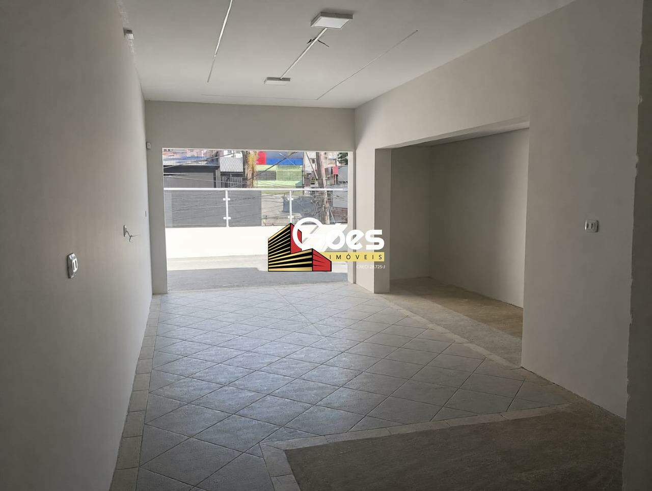 Salão para aluguel em Jardim Pilar: 