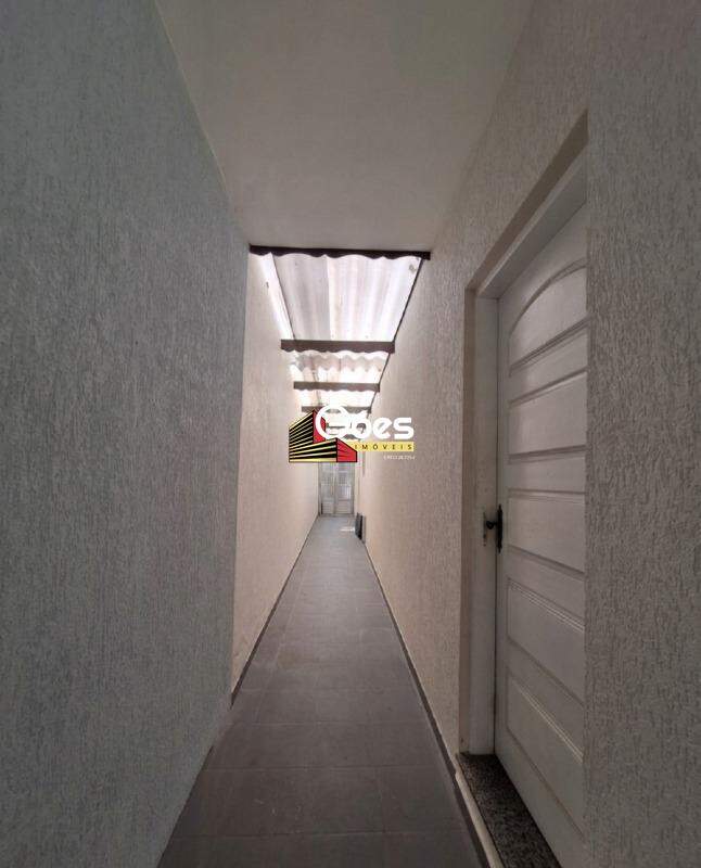Casa, 3 quartos, 219 m² - Foto 3