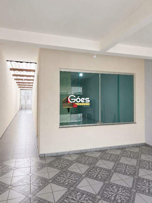 Casa, 3 quartos, 219 m² - Foto 2