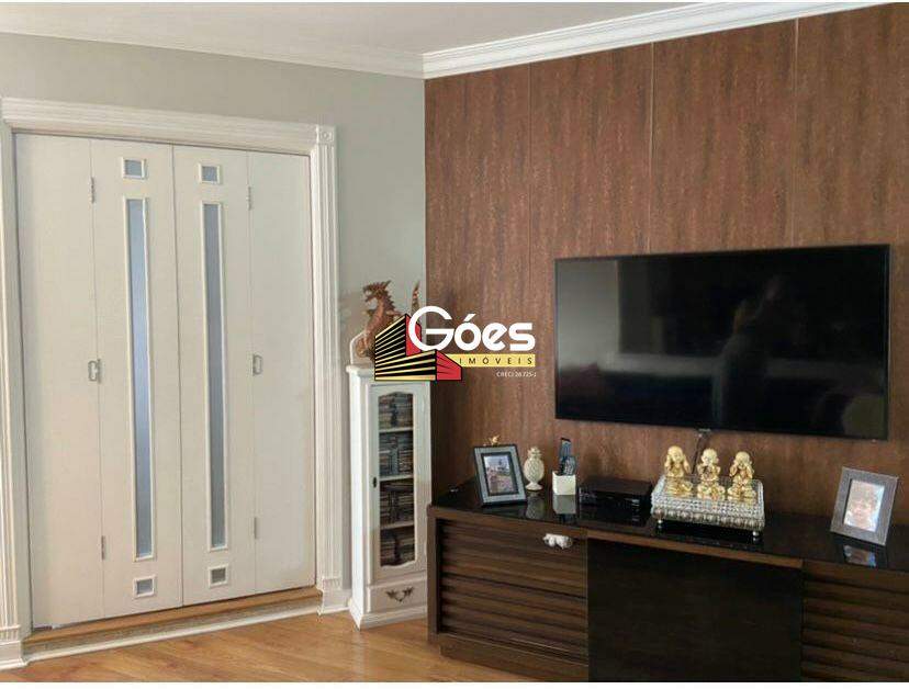 Apartamento à venda em Moema: 