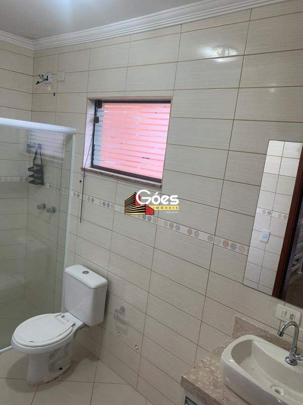 Casa, 3 quartos, 200 m² - Foto 6