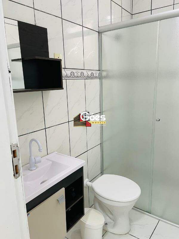 Casa à venda com 3 quartos, 180m² - Foto 12