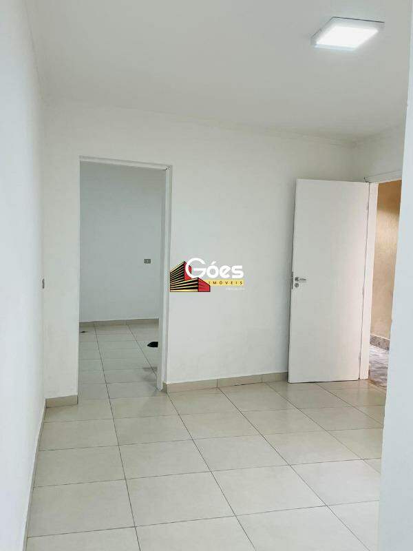 Casa à venda com 3 quartos, 180m² - Foto 9