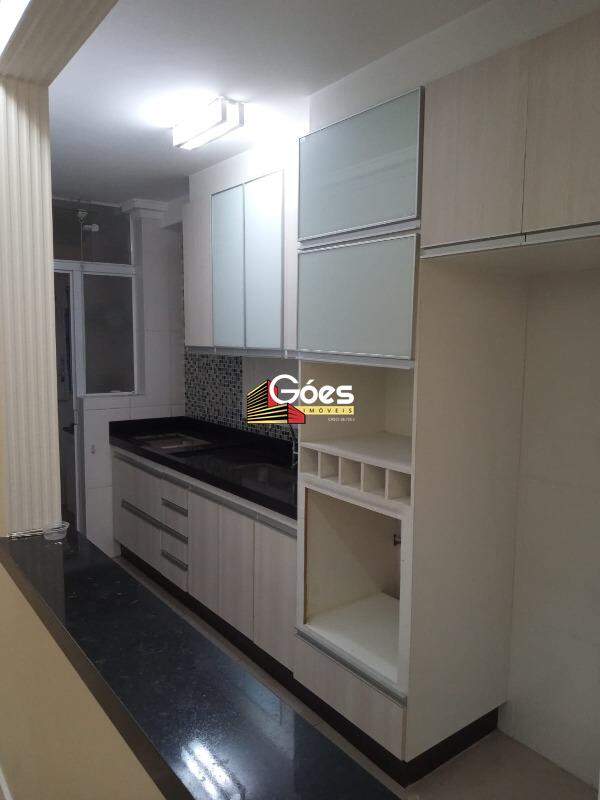 Apartamento à venda em Vila Assis Brasil: 