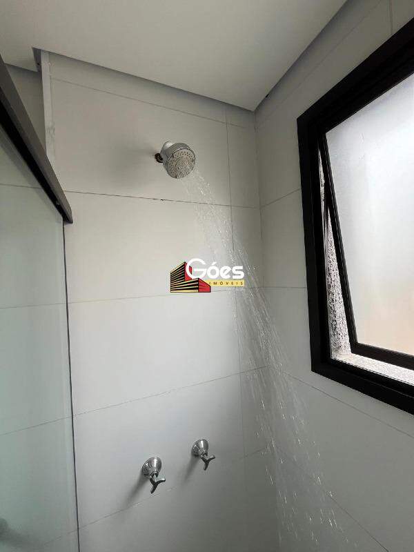 Apartamento para alugar com 2 quartos, 110m² - Foto 11