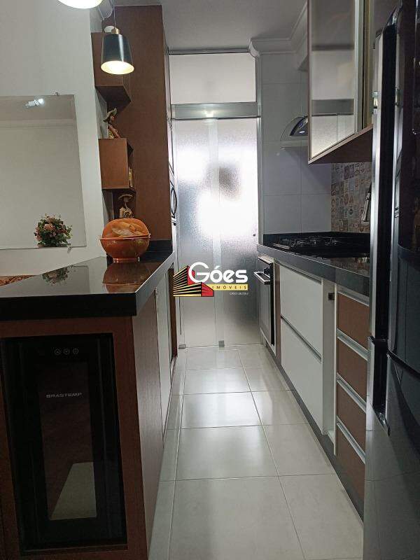 Apartamento à venda com 2 quartos, 58m² - Foto 6
