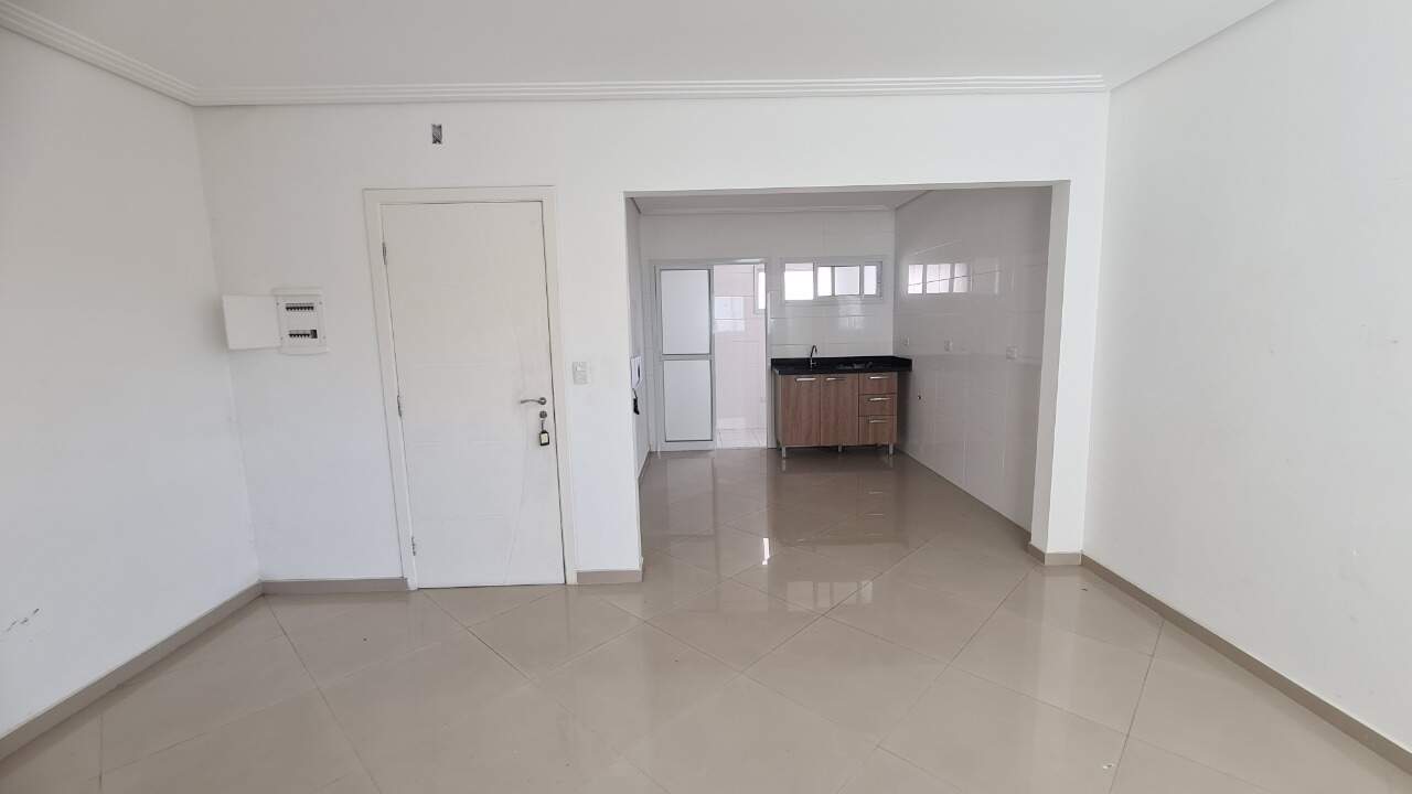 Apartamento para alugar com 2 quartos, 70m² - Foto 1