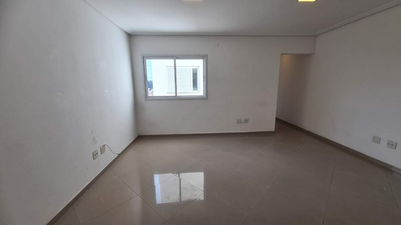 Apartamento para alugar com 2 quartos, 70m² - Foto 4