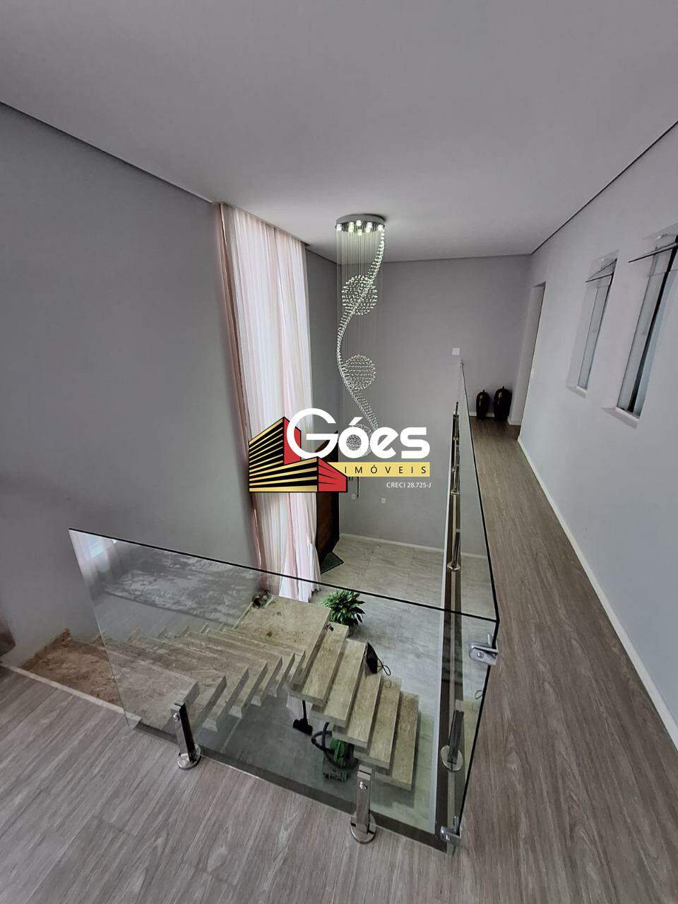 Sobrado à venda com 2 quartos, 200m² - Foto 25