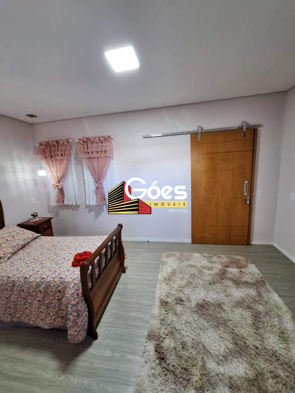 Sobrado à venda com 2 quartos, 200m² - Foto 29