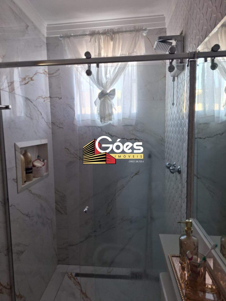 Sobrado à venda com 2 quartos, 200m² - Foto 34