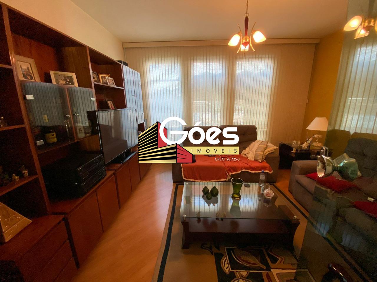 Sobrado à venda em Campestre: 