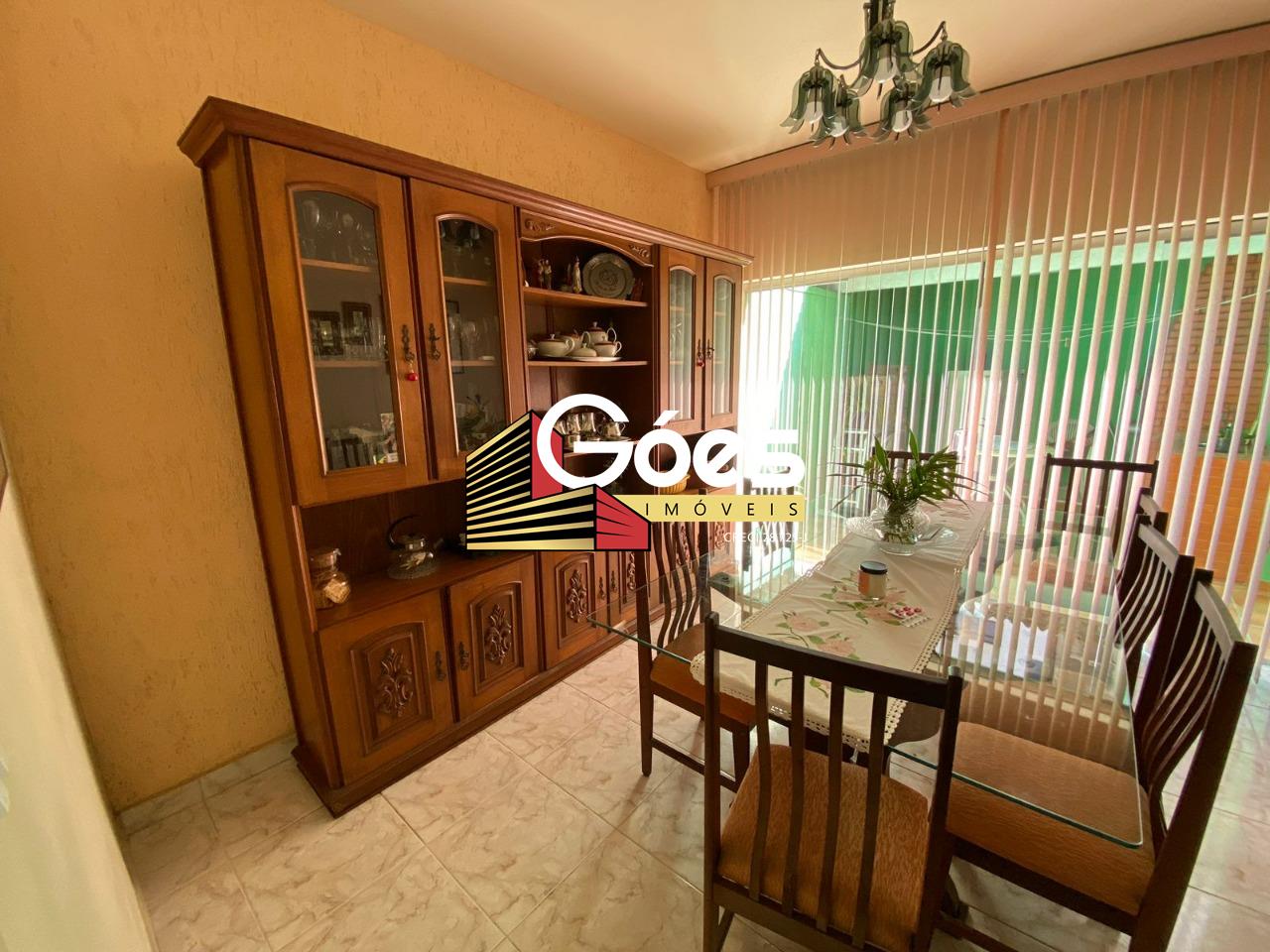 Sobrado à venda em Campestre: 