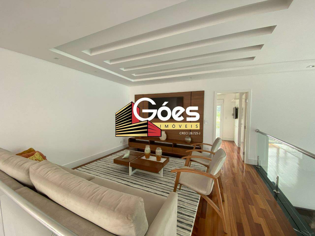 Casa em Condomínio à venda em Swiss Park: Sala de Tv - andar superior