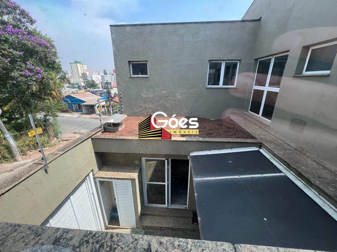 Prédio Inteiro para alugar, 270m² - Foto 3