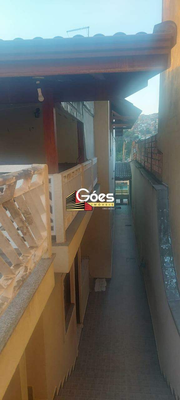 Sobrado à venda com 3 quartos, 180m² - Foto 8