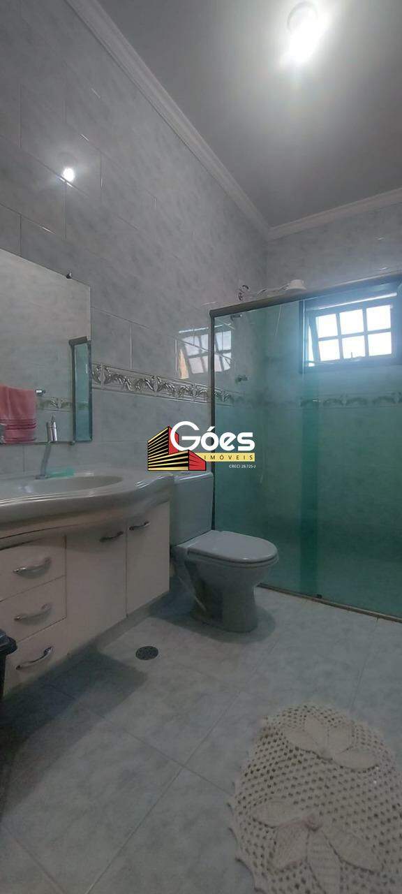 Sobrado à venda com 3 quartos, 180m² - Foto 22