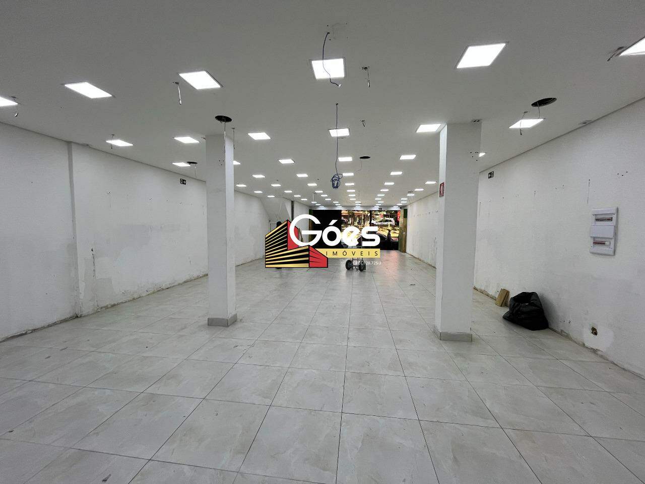 Loja-Salão para alugar, 300m² - Foto 11