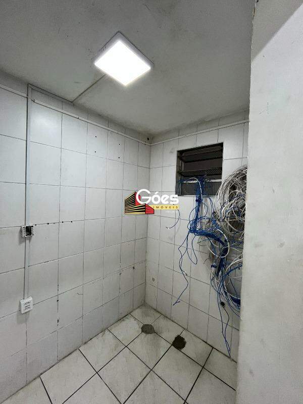 Loja-Salão para alugar, 300m² - Foto 23