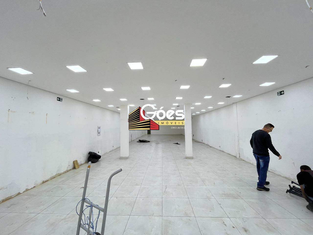 Loja-Salão para alugar, 300m² - Foto 13