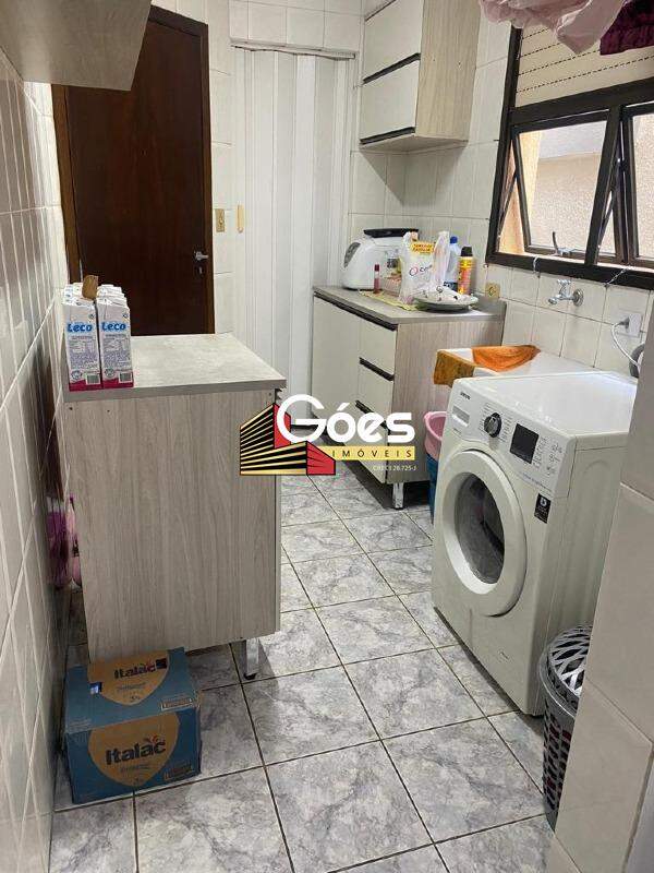 Apartamento para alugar com 3 quartos, 86m² - Foto 4