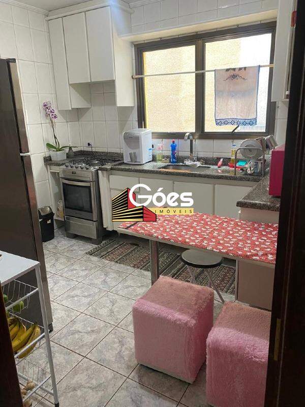 Apartamento para alugar com 3 quartos, 86m² - Foto 6