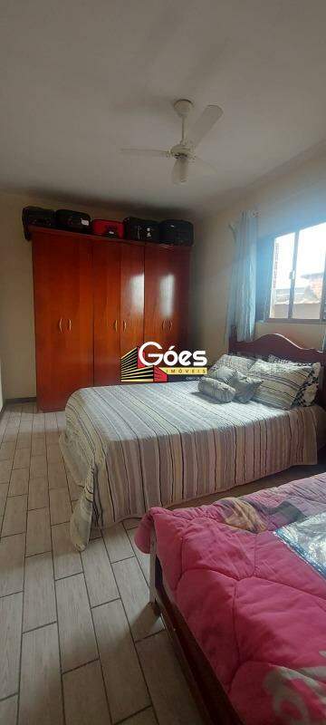 Sobrado à venda com 3 quartos, 234m² - Foto 19