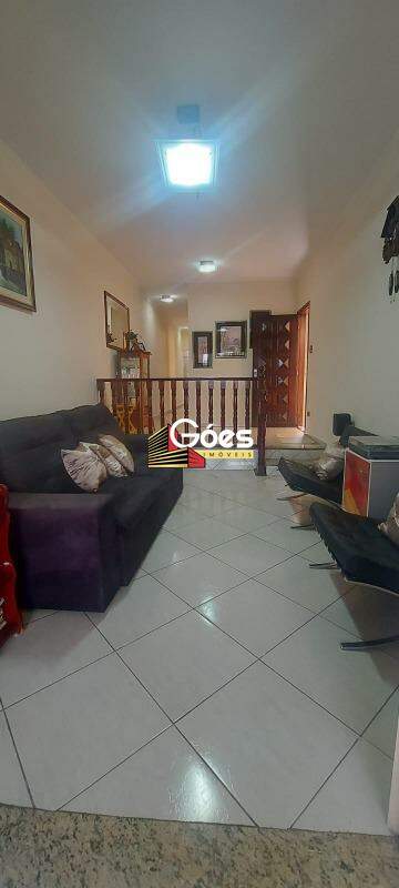 Sobrado à venda com 3 quartos, 234m² - Foto 5