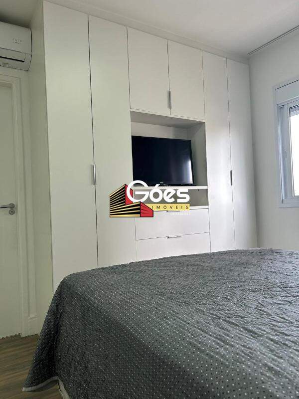 Apartamento à venda com 2 quartos, 64m² - Foto 17