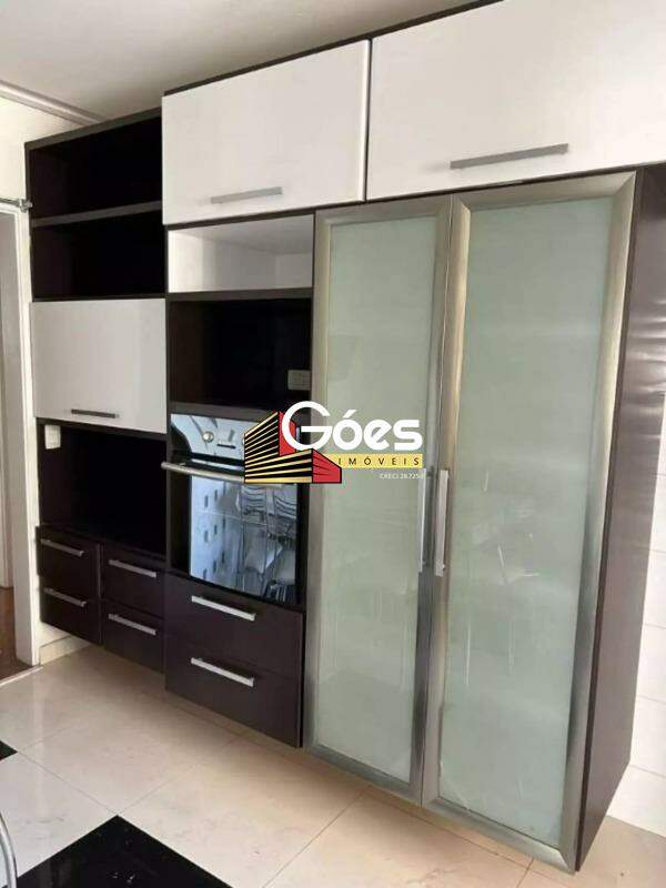 Apartamento para alugar com 4 quartos, 214m² - Foto 10