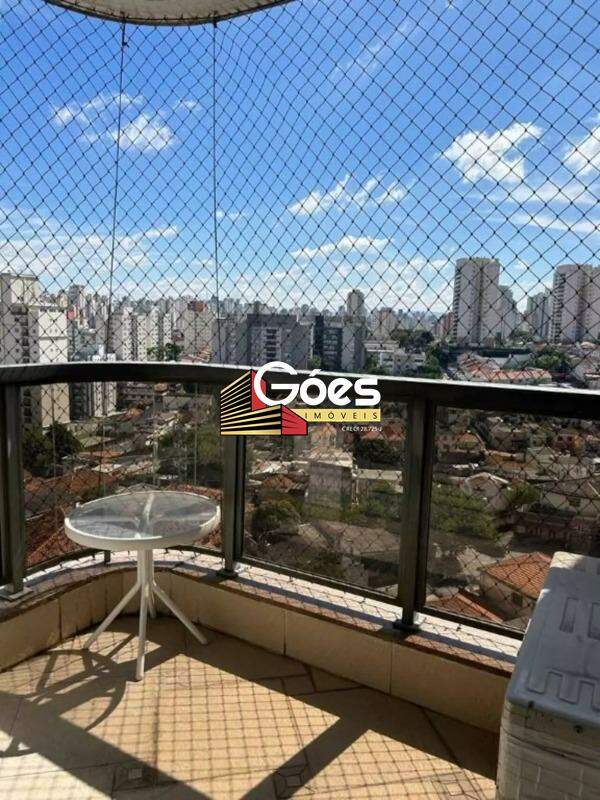 Apartamento para alugar com 4 quartos, 214m² - Foto 6