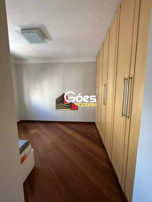 Apartamento para alugar com 4 quartos, 214m² - Foto 18